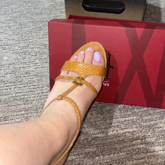 Ferragamo wedges - Picture 3 of 4